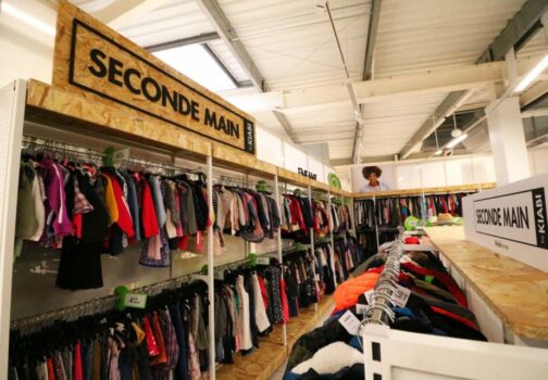 Seconde main vêtements : L’Art de s’habiller malin et responsable